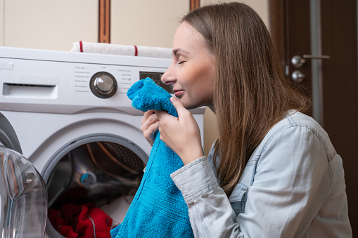 10 Eco-Friendly Laundry Hacks You Need To Know - Sparkle And Shine