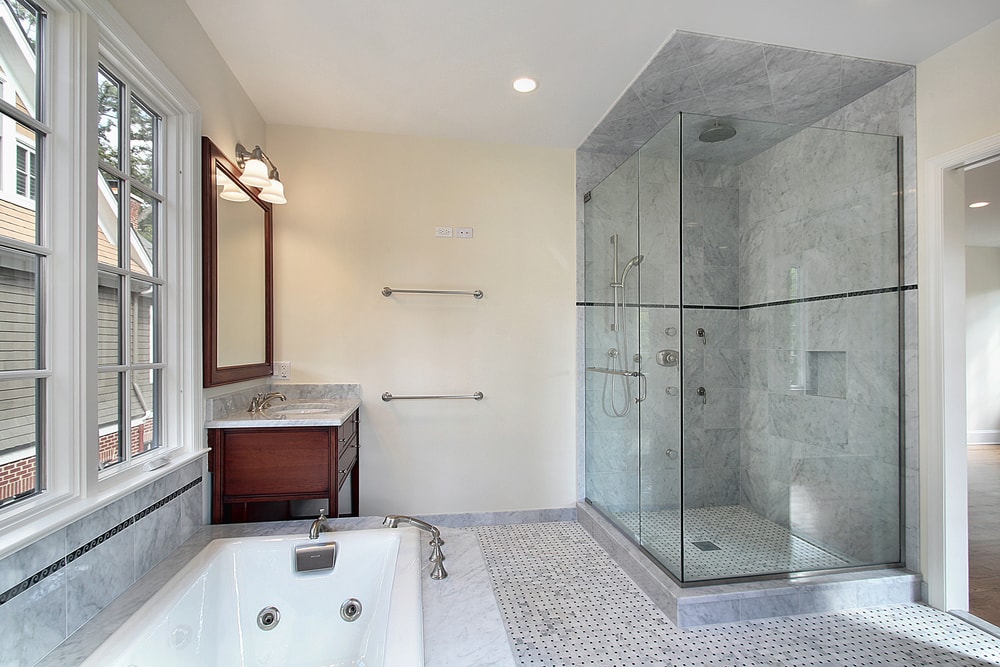 How To Keep Your Bathroom Glass Shower Doors Clean?