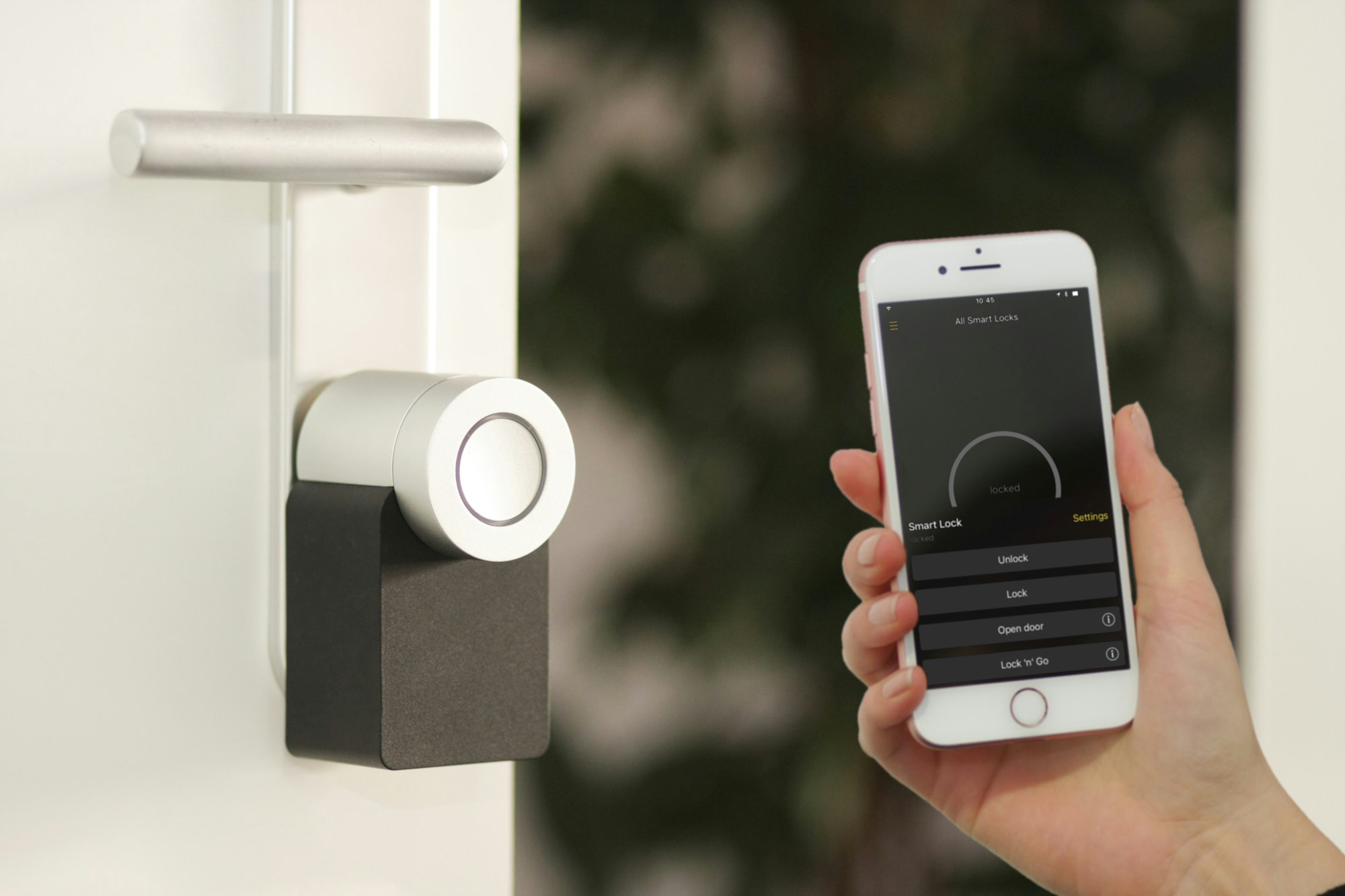  Smart Door Lock